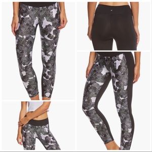 KORAL Emulate Mid Rise Yoga Leggings, size L